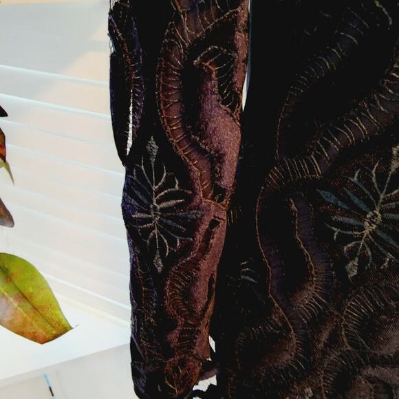 ADELYN RAE NEW VELVET FLORAL CUT OUT DRESS S/M - Picture 7 of 7